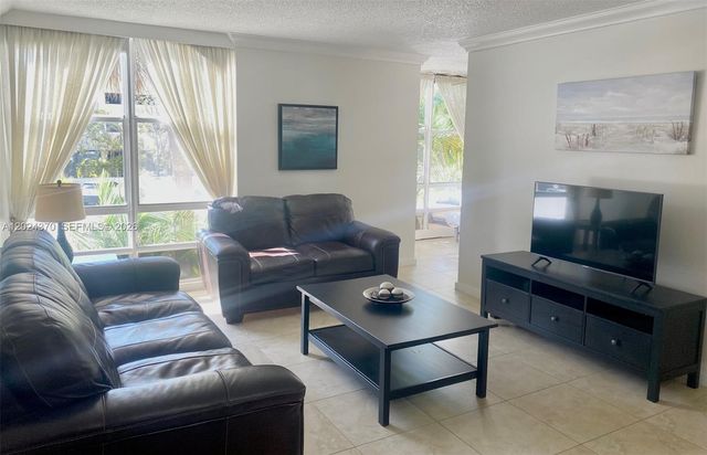 210 172nd St 226, Sunny Isles Beach, FL 33160