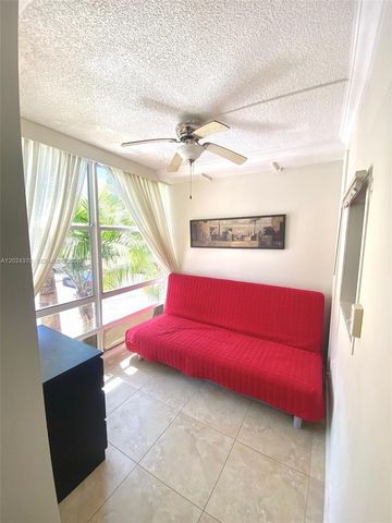 210 172nd St 226, Sunny Isles Beach, FL 33160