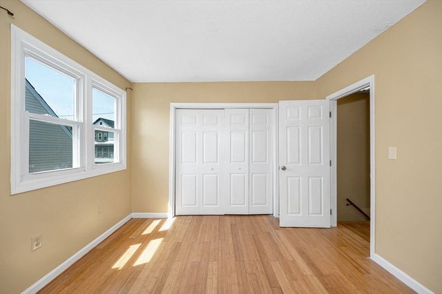 54 Gates St 2, Lowell, MA 01851