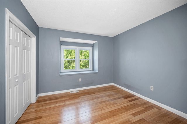 54 Gates St 2, Lowell, MA 01851