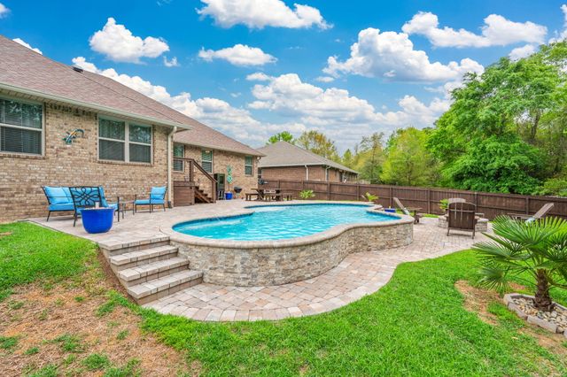 611 Terrier Trail, Crestview, FL 32536