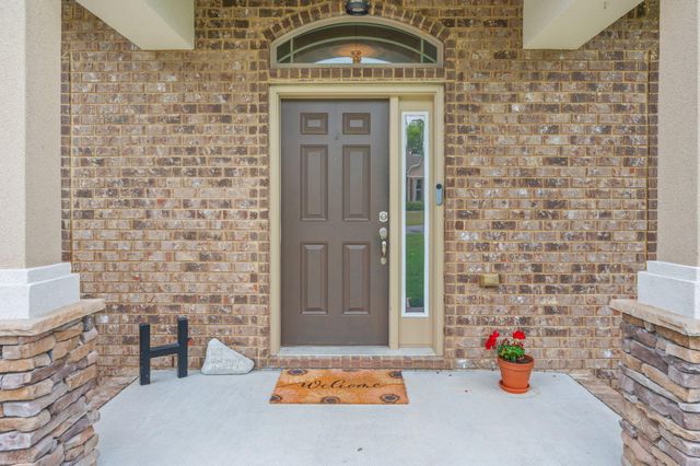 611 Terrier Trail, Crestview, FL 32536