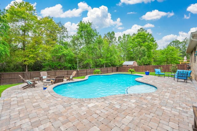 611 Terrier Trail, Crestview, FL 32536
