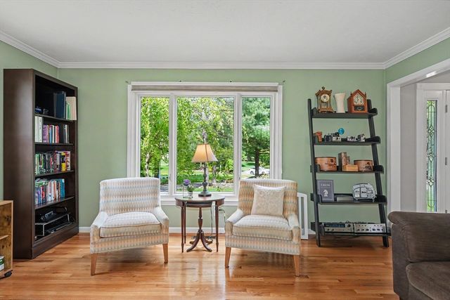 15 Sawmill Dr, Northborough, MA 01532