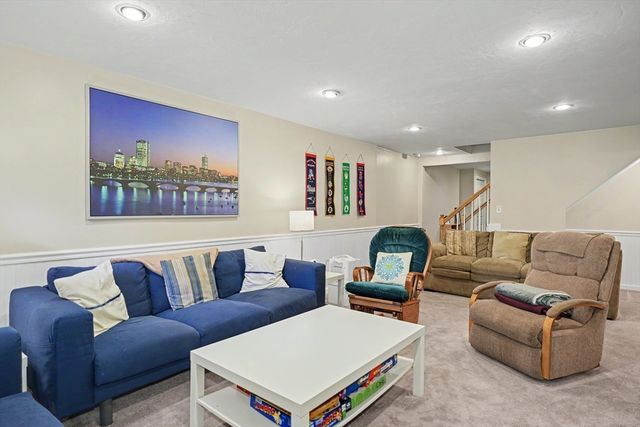 15 Sawmill Dr, Northborough, MA 01532
