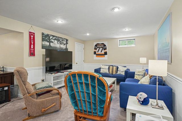 15 Sawmill Dr, Northborough, MA 01532