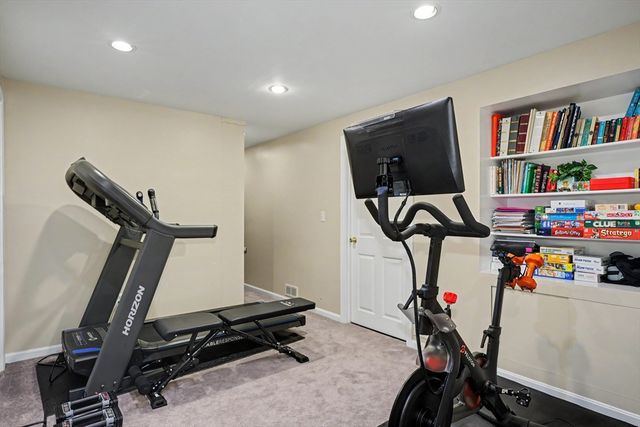 15 Sawmill Dr, Northborough, MA 01532