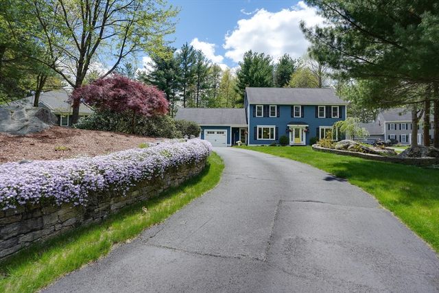15 Sawmill Dr, Northborough, MA 01532