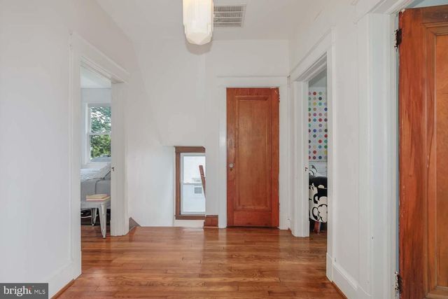 706 VAN BUREN ST NW, Washington, DC 20012