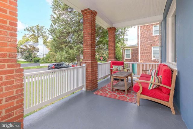 706 VAN BUREN ST NW, Washington, DC 20012