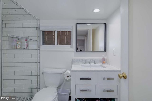 706 VAN BUREN ST NW, Washington, DC 20012