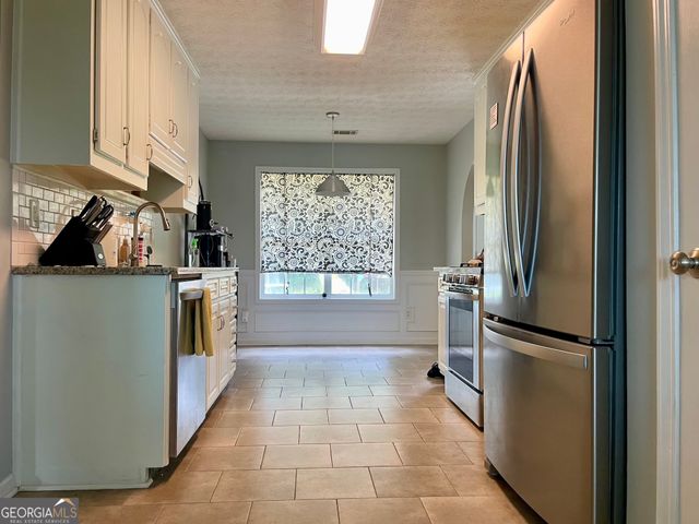 3180 Spincaster Way, Loganville, GA 30052