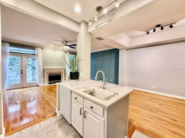 2920 W EL PRADO BOULEVARD 12, Tampa, FL 33629
