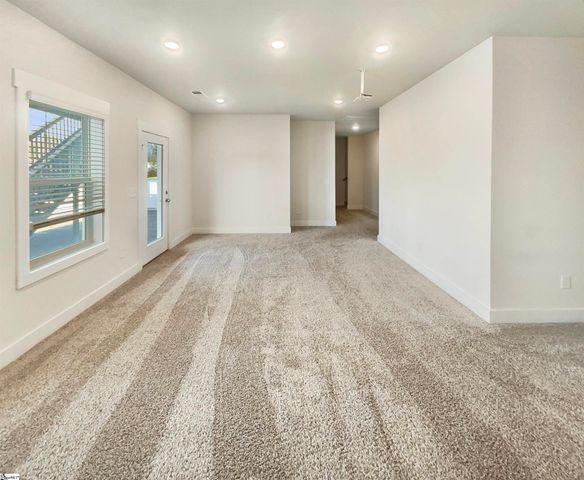 315 Pewter Circle, Simpsonville, SC 29680