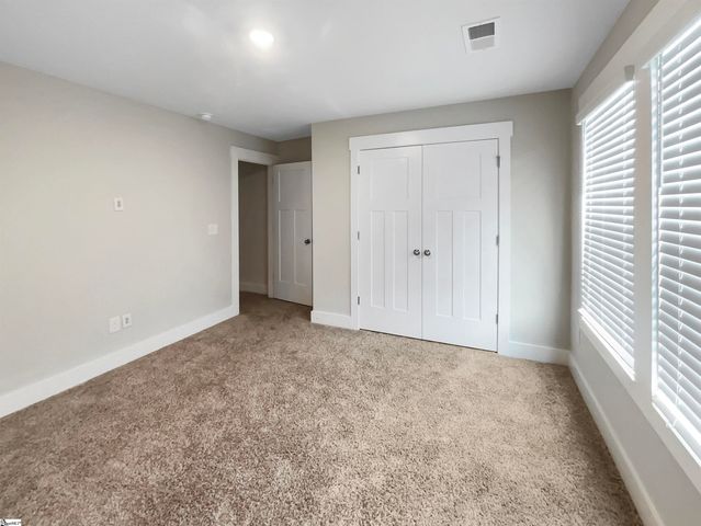 315 Pewter Circle, Simpsonville, SC 29680