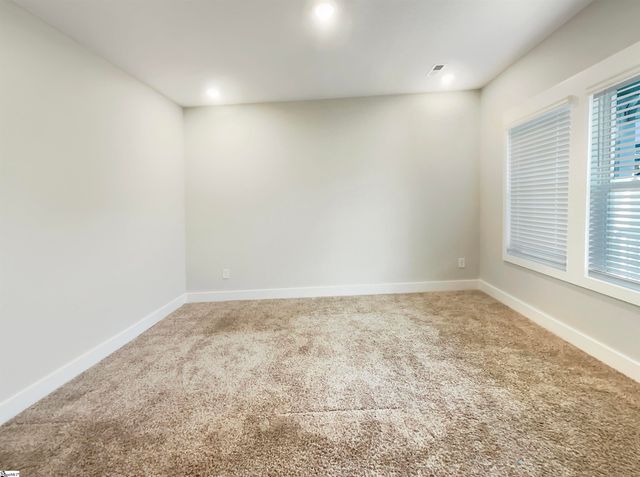 315 Pewter Circle, Simpsonville, SC 29680