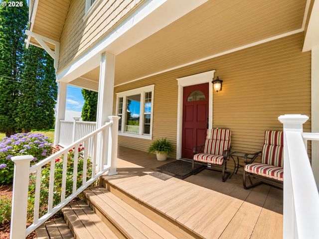 38495 Sw LAURELWOOD Rd, Gaston, OR 97119