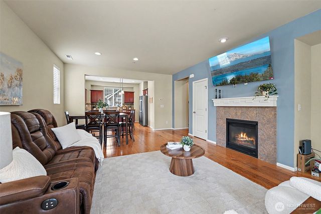 37721 SE Fury Street, Snoqualmie, WA 98065