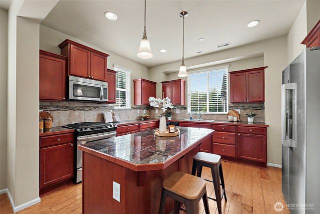 37721 SE Fury Street, Snoqualmie, WA 98065