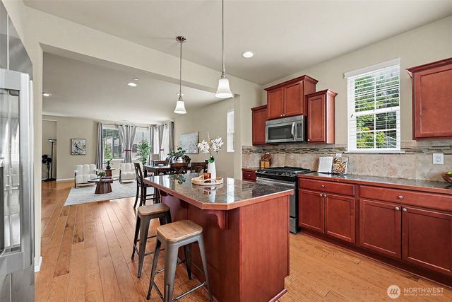 37721 SE Fury Street, Snoqualmie, WA 98065