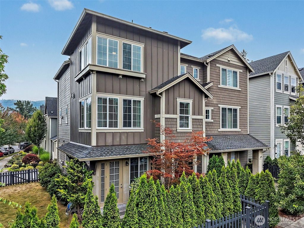 37721 SE Fury Street, Snoqualmie, WA 98065