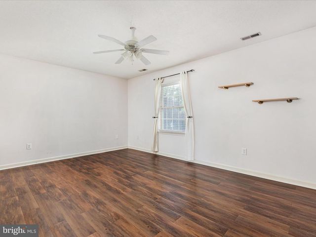 211 KILLDEER RD, Stephens City, VA 22655