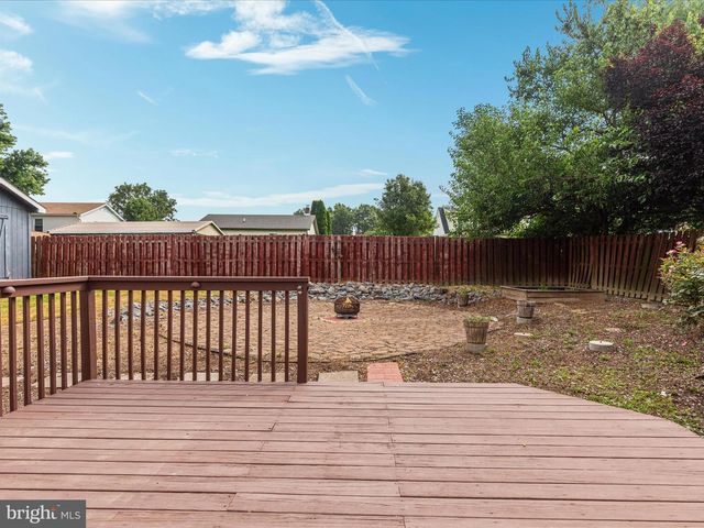 211 KILLDEER RD, Stephens City, VA 22655