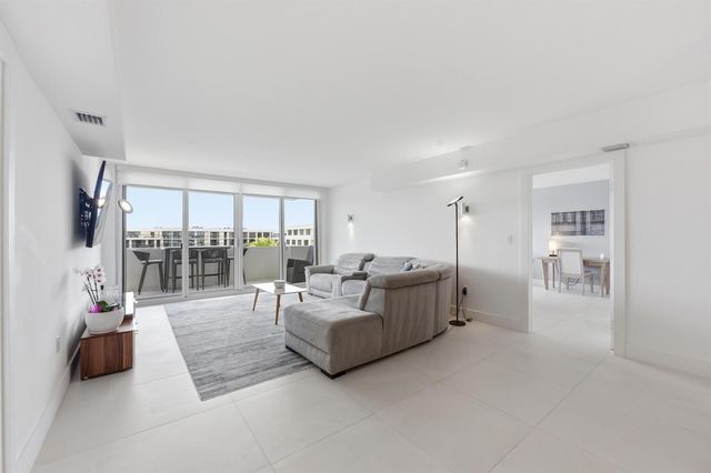 2773 S Ocean Boulevard 5140, Palm Beach, FL 33480