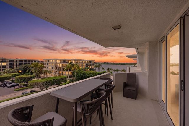 2773 S Ocean Boulevard 5140, Palm Beach, FL 33480