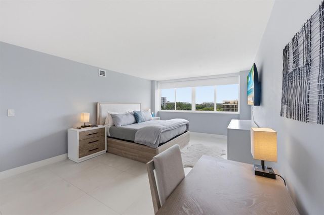 2773 S Ocean Boulevard 5140, Palm Beach, FL 33480