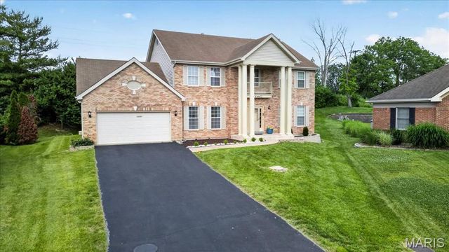 14901 Jockey Club Drive, Chesterfield, MO 63017