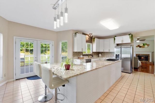 14901 Jockey Club Drive, Chesterfield, MO 63017