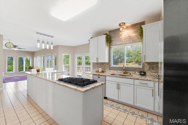 14901 Jockey Club Drive, Chesterfield, MO 63017