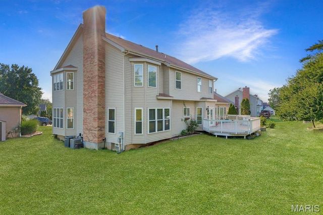 14901 Jockey Club Drive, Chesterfield, MO 63017