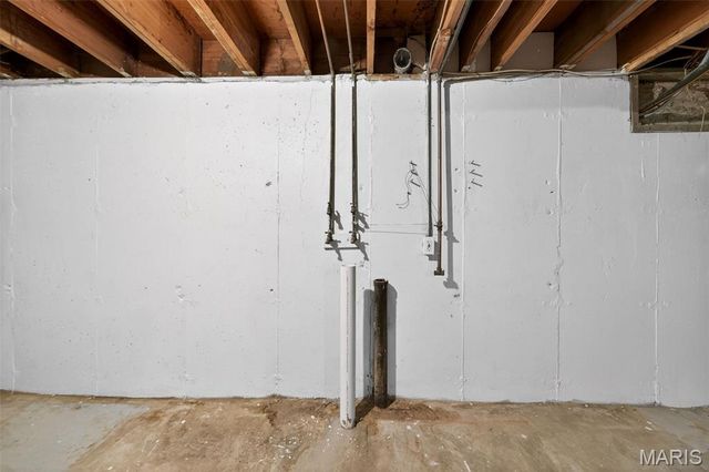 3265 Harness Drive, St Louis, MO 63033