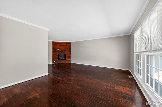 3265 Harness Drive, St Louis, MO 63033