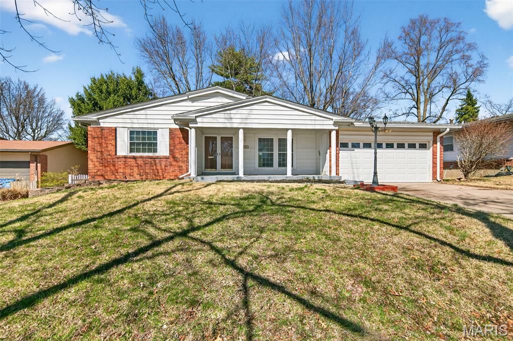 3265 Harness Drive, St Louis, MO 63033