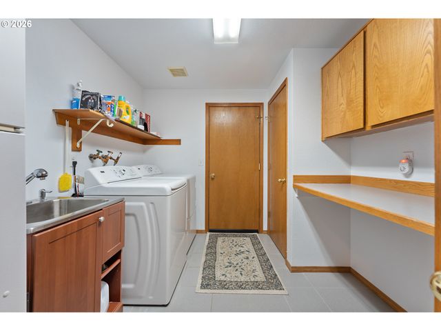 26302 Ne 206TH Ave, Battle Ground, WA 98604