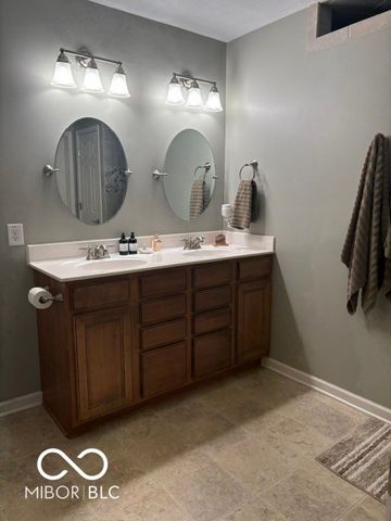 2142 Seneca Lane, Plainfield, IN 46168