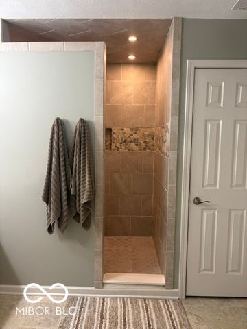 2142 Seneca Lane, Plainfield, IN 46168