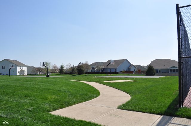 2142 Seneca Lane, Plainfield, IN 46168