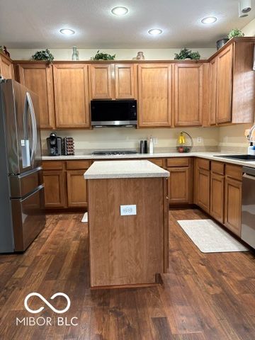 2142 Seneca Lane, Plainfield, IN 46168