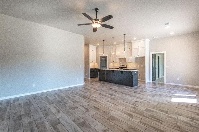 12101 Katie Ridge Road, Yukon, OK 73099