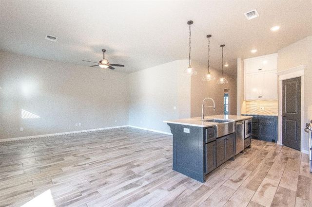 12101 Katie Ridge Road, Yukon, OK 73099