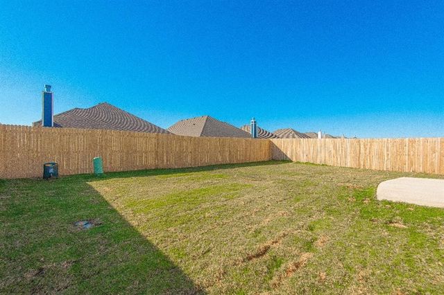 12101 Katie Ridge Road, Yukon, OK 73099