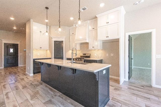 12101 Katie Ridge Road, Yukon, OK 73099