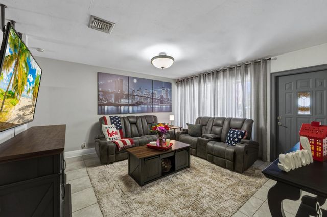 340 NE 44th Court, Deerfield Beach, FL 33064