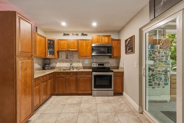 340 NE 44th Court, Deerfield Beach, FL 33064