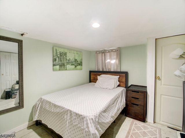 238 E 8Th Ave, Roselle Boro, NJ 07203