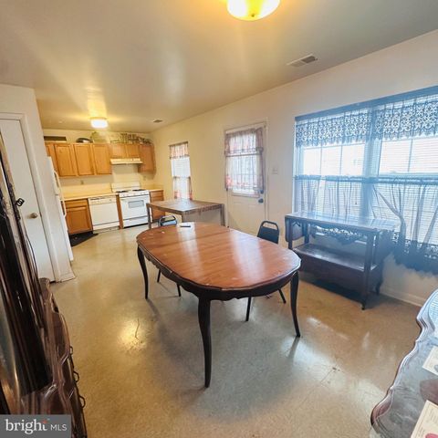 1521 N UBER ST, Philadelphia, PA 19121